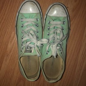 Converse Low Top